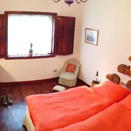 Frühstückspension Finca Los Geranios 3*