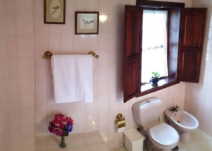 Geranios Bed & Breakfast 3*